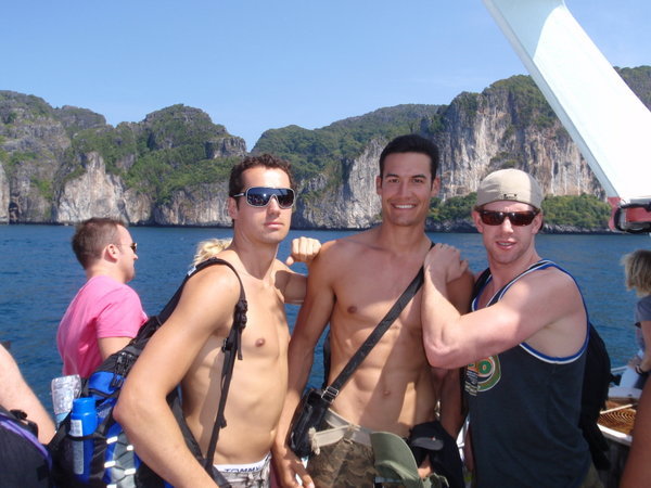 Arrival to the Phi Phi islands