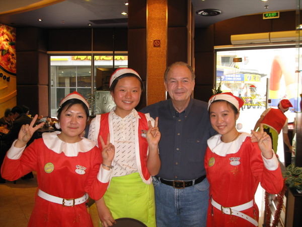 Greeted by the staff of the new Pizza Hut in Taizhou.