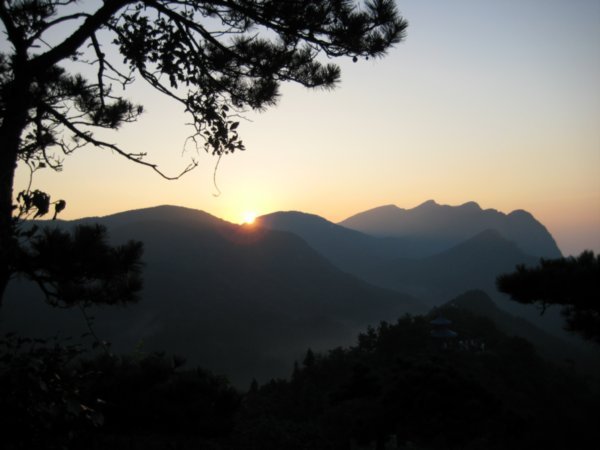Sunrise over Lu Shan Mountain