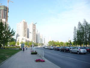 Qingdao is clean and green.