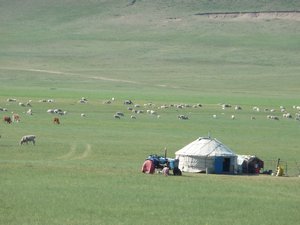 INNER MONGOLIA, near the city of CHIFENG: PHOTO 2: A lonely "Ger" / "Yurt" on the expanse of Inner Mongolia