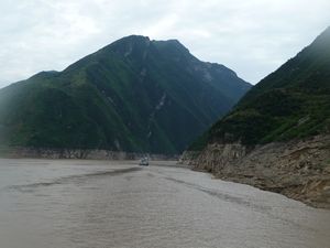 We are again cruising the elevated water levels of the Yangtze River, and are about to enter another of the Three "Large" Gorges ahead.