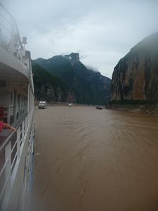 View along the Yangtze River, before entering the most narrow of the Three Gorges.