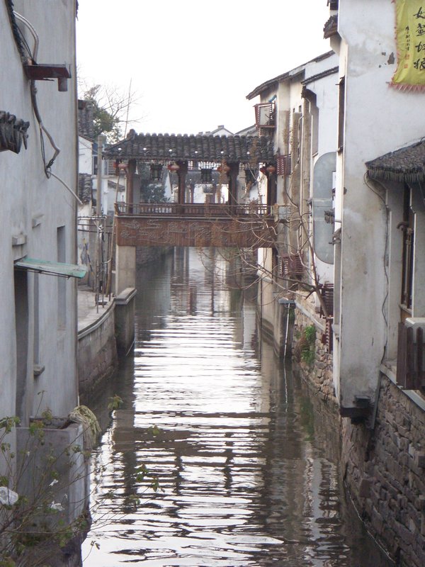 SUZHOU: CITY OF CANALS