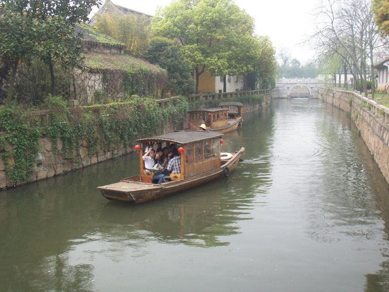 SUZHOU: CANAL BOAT TOURS ALONG PAN MEI PARK