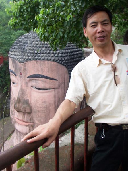 The Great Buddhas nose measures 18 feet.