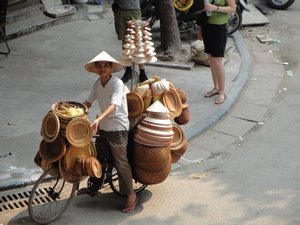 Hanoi, street vendor