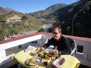 lunch in Alaknanda Valley
