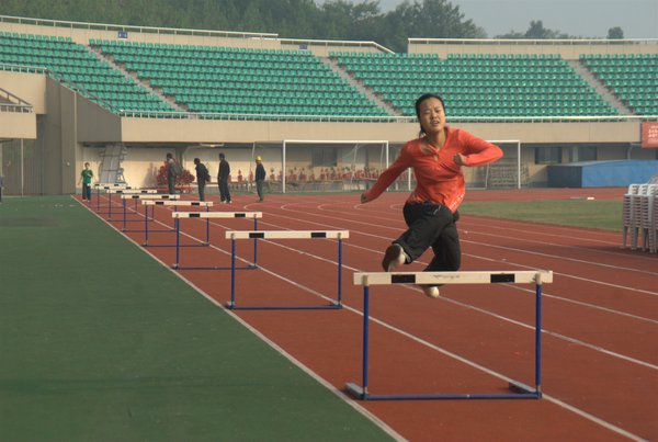 Yuan Yi Hurdles Champion