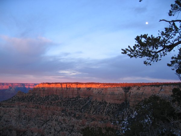 First site of the Canyon at dusk