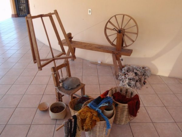tools for artisanal carpet