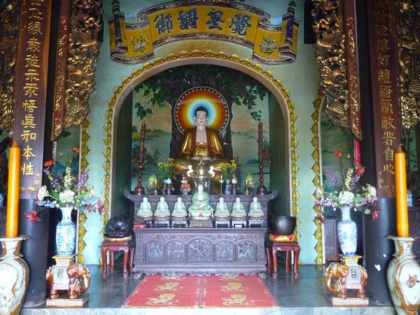 inside of a pagoda