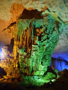 Biggest cave of Halong