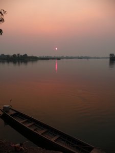 sunset over the Mekong in Don Det