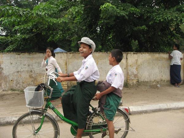 Kids riding to school (Mandalay)