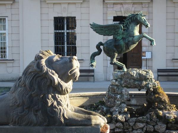 The Lion & Pegasus