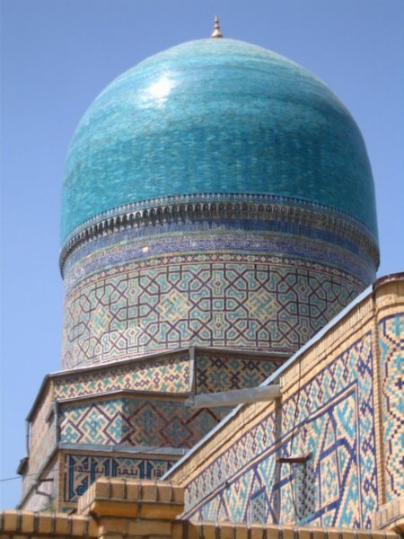 The blue dome of the Tilla-Kari (Gold-Covered) Medressa
