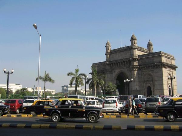 Another shot of the Gateway of India (as you can tell, I didn't have time for much sight-seeing in Mumbai!)