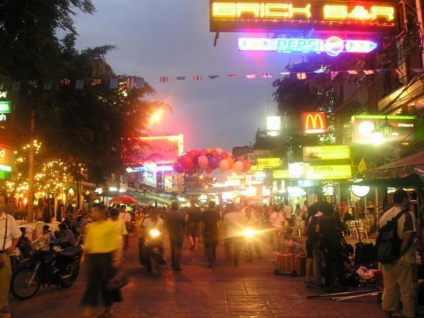 Khao San Road in the evening (Jason's photo)