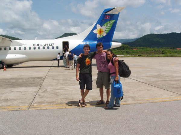 Me, Casto & Leti boarding the plane to Chiang Mai (Jen's photo)