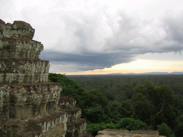 Looking out over the jungle that surrounds Phnom Bakheng