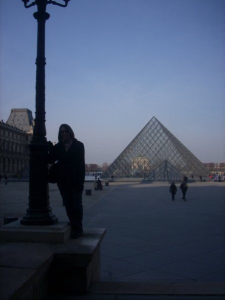 Hanging out at the Louvre