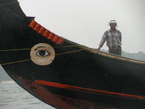 Indian fisherman.. ON THE SEA!