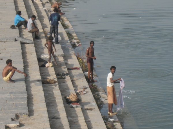 Ghat en el rio Gambheri