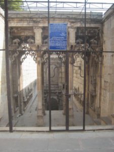 Cisterna de Rani Ji Ki Baori