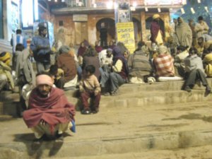 Beggars en el ghat Dasaswamedh