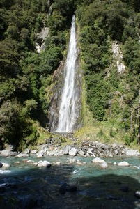 Waterfall on the way to Queenstown