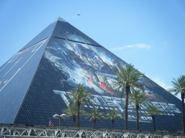 Pyramid shaped casino