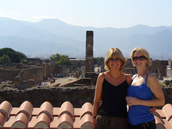 Mary & Claire - sightseeing in Pompeii