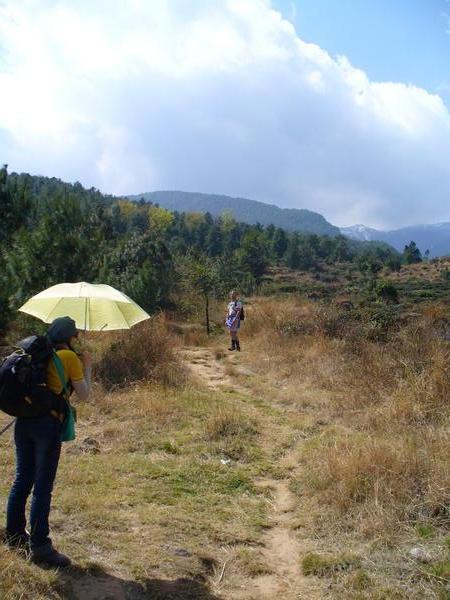 Hiking up Zhonge Shan (mountain)