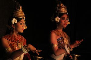 Ethnic Dancers