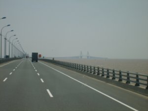 32 km-long bridge to port