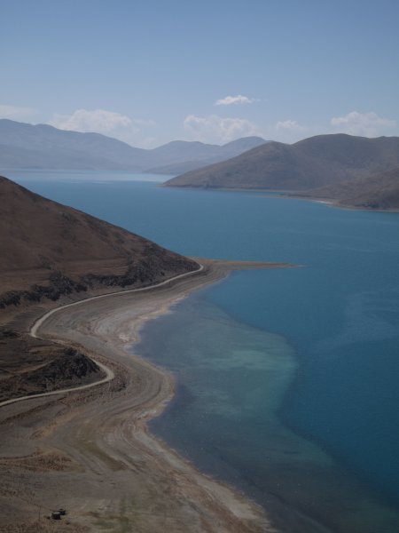 Lake Yamdrok Yamsto