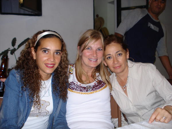 Paloma-sister in law, Amber, Paty- mom
