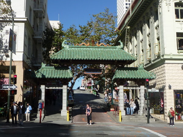 Der Eingang zum Chinatown ebenfalls daneben