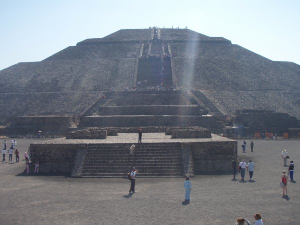 teotihuacan - Sun temple 2