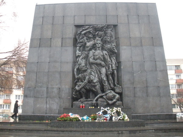 Monument to Warsaw Ghetto Uprising in 1943