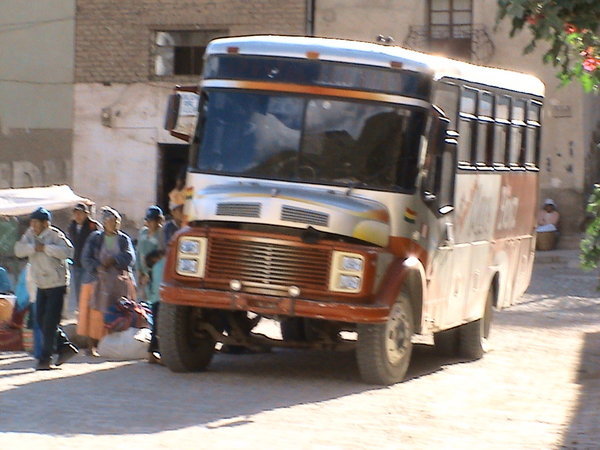 Bus to Charazani
