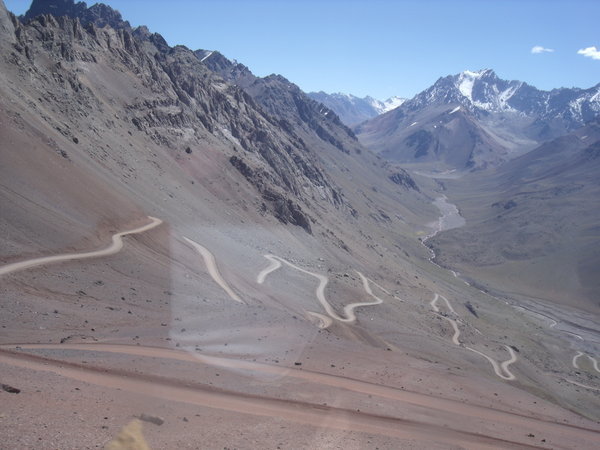 Hairpin road that we used to reach 4000m