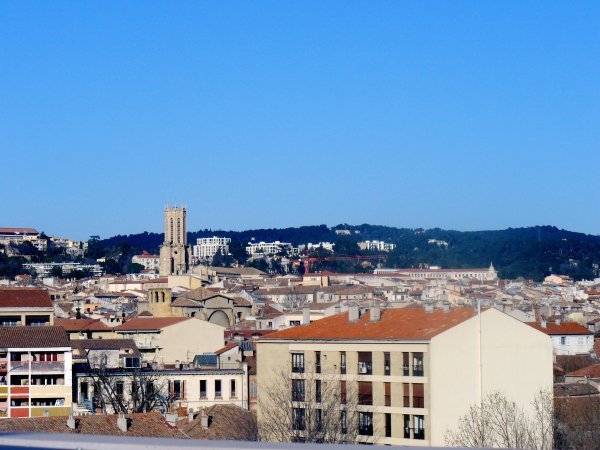 Another view of Aix