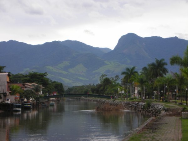 Parati River and mountains in the distance