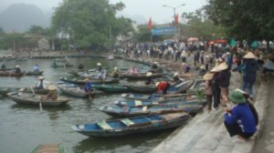 Afvaartplaats naar Ninh Bin