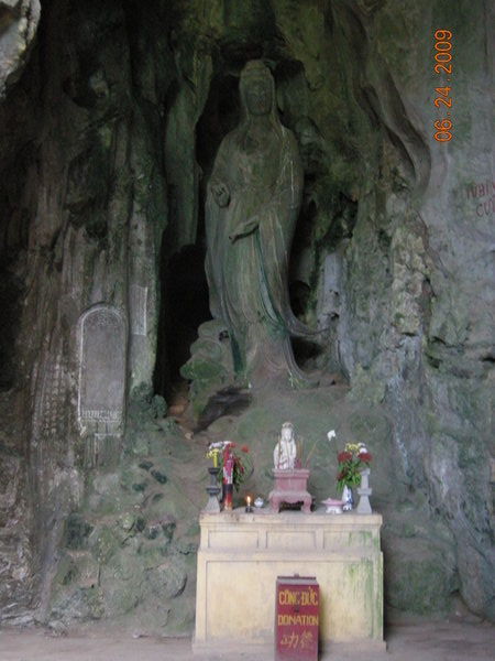 Cavernous temple at Thuy Son