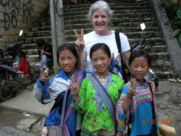 Fun with the children of Sapa