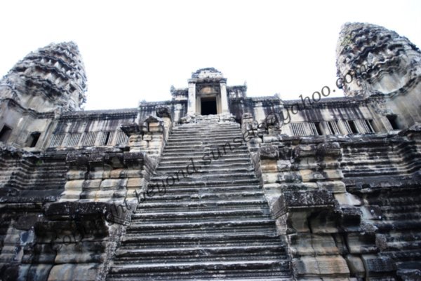 Angkor Wat - towards the top level