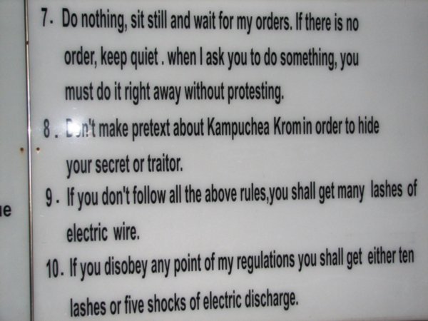 rules @toul sleng museum